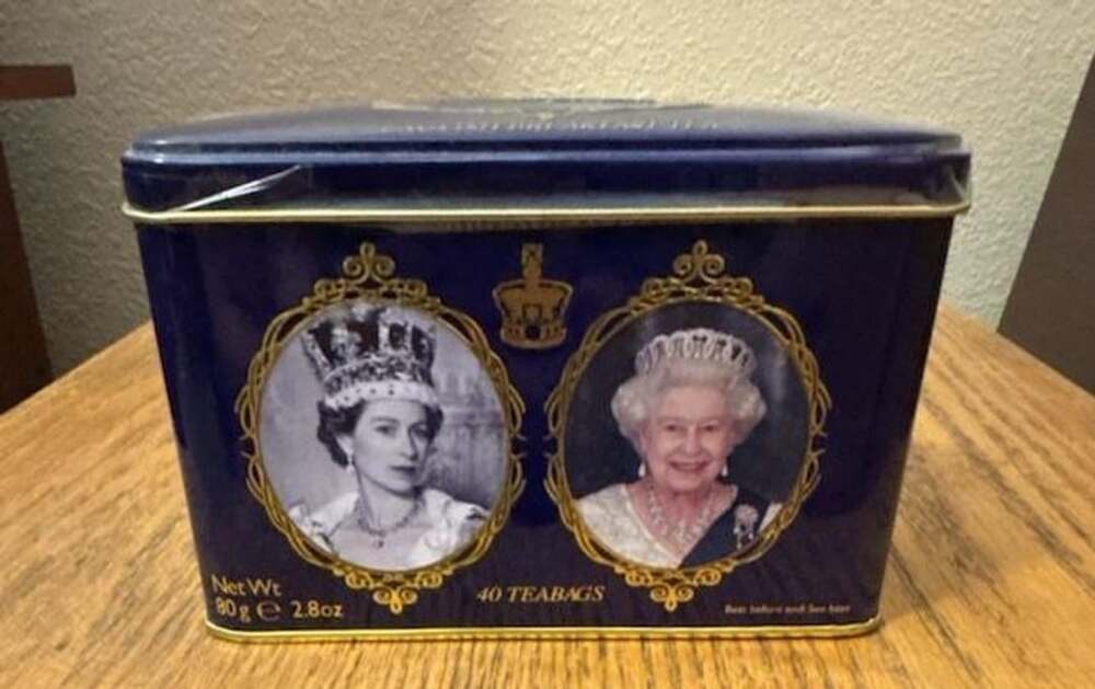 Teas Queen Elizabeth II Commemorative English Breakfast Tea Tin 40 Teabags